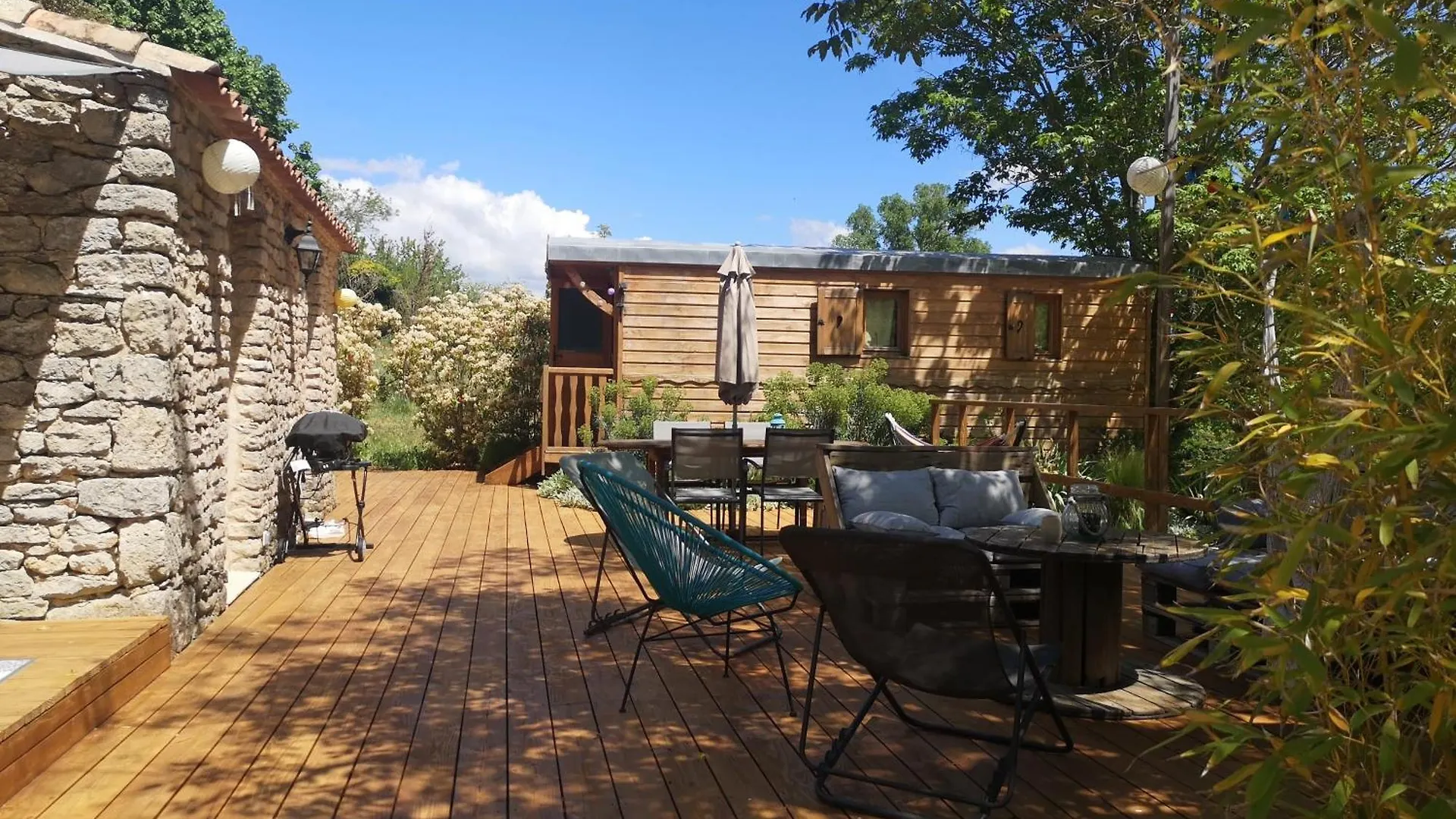 Holiday home Roulotte La Cle Du Luberon Villa Buoux