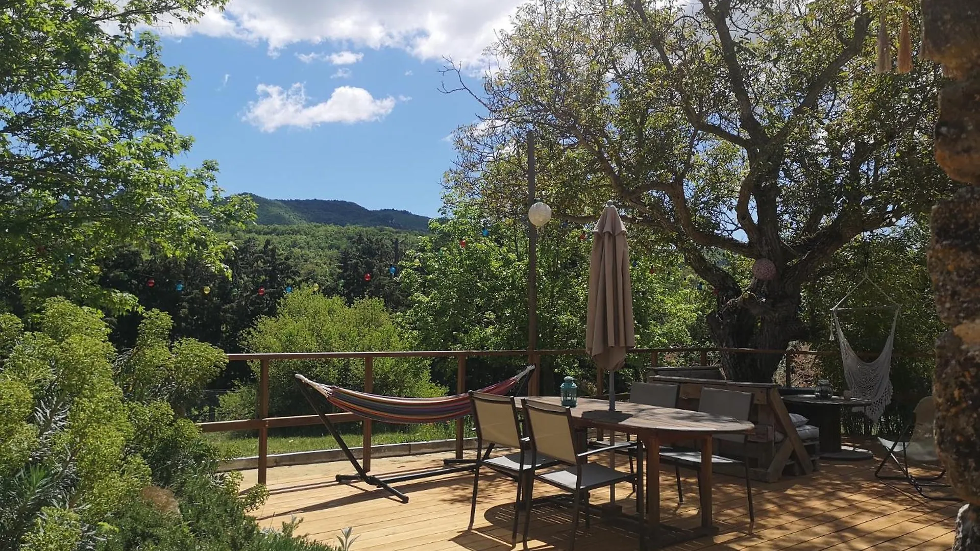 Roulotte La Cle Du Luberon Villa Buoux France